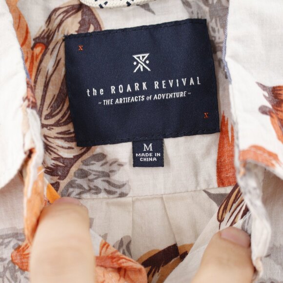 roark Shirt Men's Medium Short Sleeve Button Up Floral Cotton lightweight camp - Picture 3 of 13